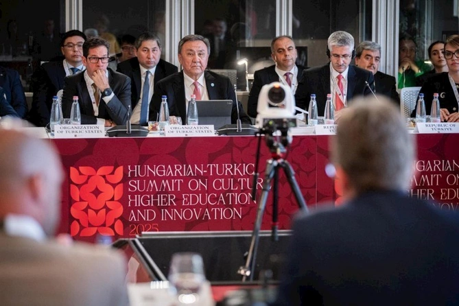Ölkəmiz Budapeştdə macar-türk sammitində təmsil olunub — FOTOLAR