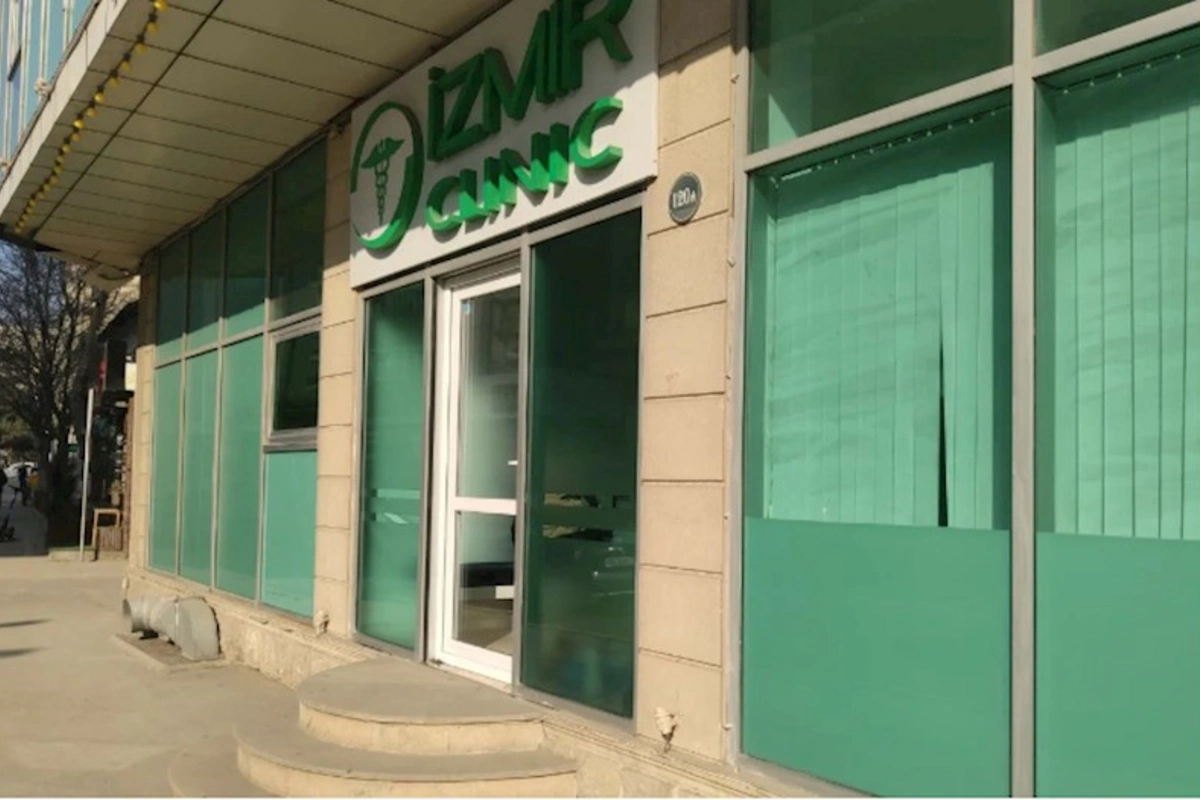 İzmir klinikasında pasiyenti bu hala saldılar — FOTOFAKT