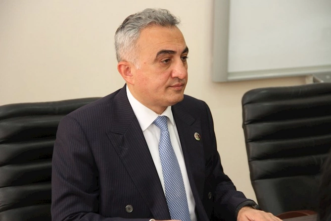 Ədliyyə Akademiyasında vəkilliyə namizədlərin icbari təlimi başladı — FOTOLAR Ədliyyə Akademiyasında vəkilliyə namizədlərin icbari təlimi başladı — FOTOLAR