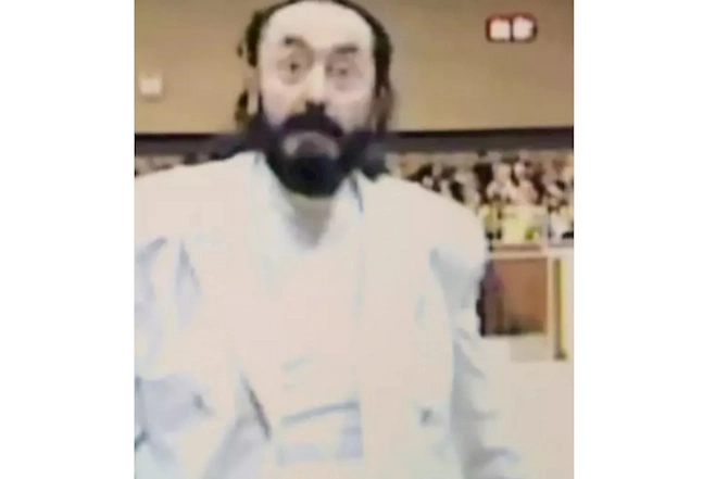 Adnan Oktarın həbsxanadan SON FOTOSU Adnan Oktarın həbsxanadan SON FOTOSU
