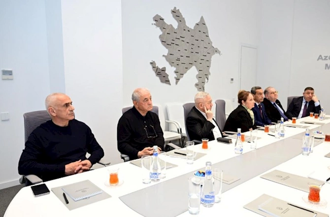Mədəniyyət Nazirliyində Şəfiqə Məmmədova ilə görüş keçirildi — FOTOLAR Mədəniyyət Nazirliyində Şəfiqə Məmmədova ilə görüş keçirildi — FOTOLAR