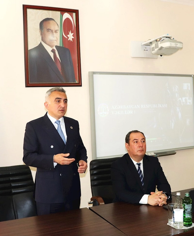 Ədliyyə Akademiyasında vəkilliyə namizədlərin icbari təlimi başladı — FOTOLAR Ədliyyə Akademiyasında vəkilliyə namizədlərin icbari təlimi başladı — FOTOLAR