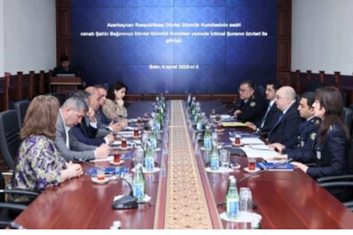 DGK yanında İctimai Şuranın üzvləri ilə görüş keçirilib — FOTOLAR