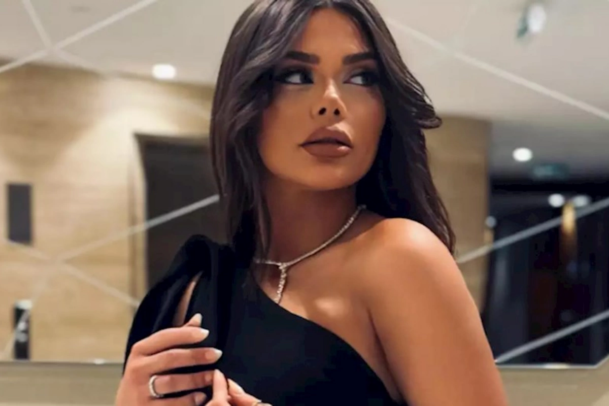 Anam məni dünyaya gözəl gətirib
