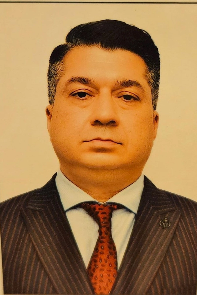Akademik Musiqili Teatra yeni direktor təyin olunub — FOTO Akademik Musiqili Teatra yeni direktor təyin olunub — FOTO
