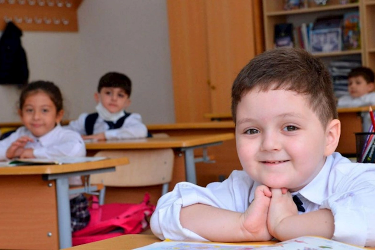 Birinci sinifə qəbul BAŞLAYIR