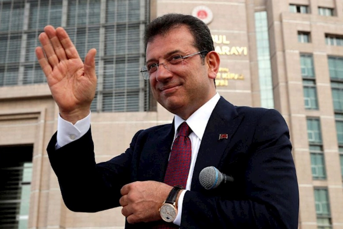 Əkrəm İmamoğlu Parisin fəxri vətəndaşı elan edilib