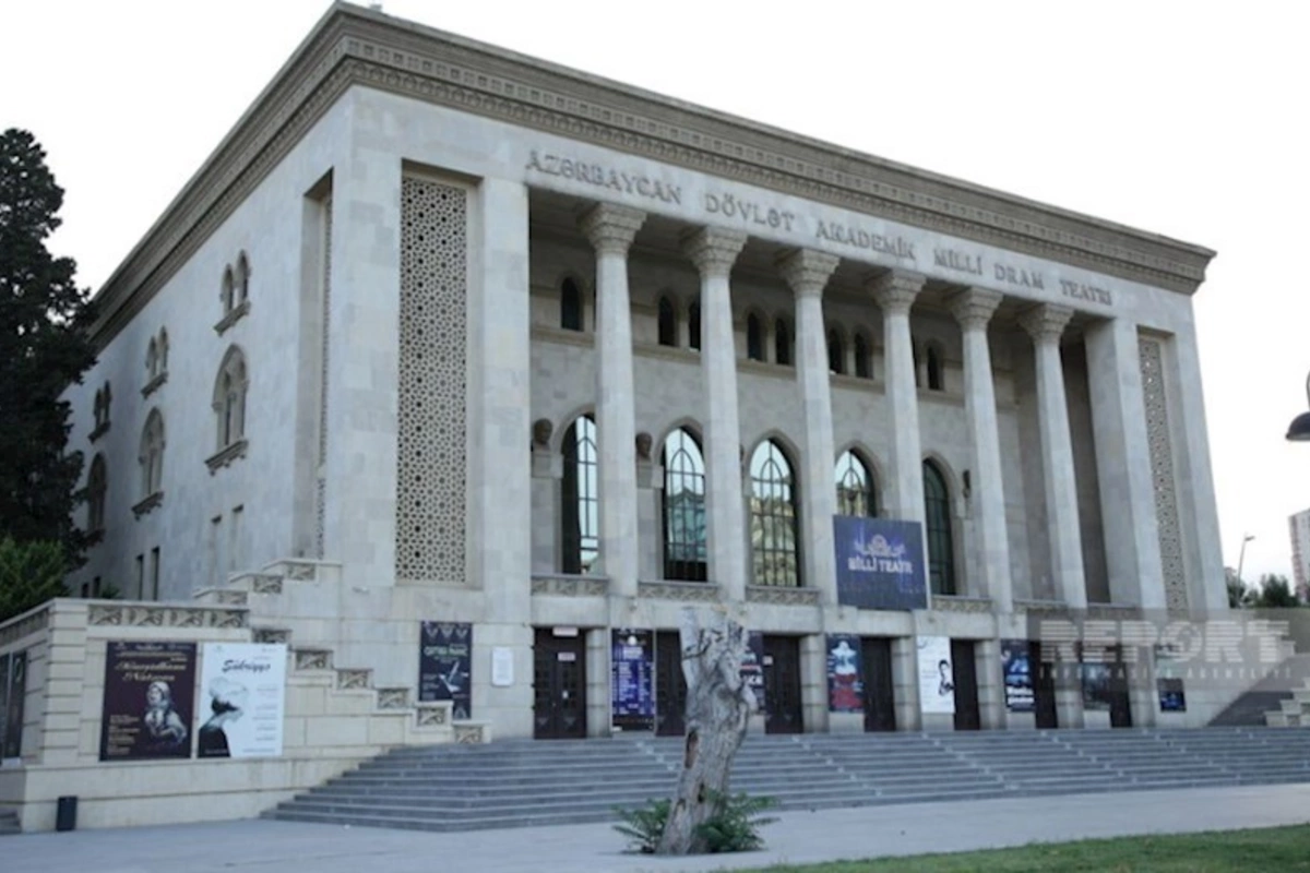 Azdramadan insidentlə bağlı açıqlama: Hazırda teatrda yaradıcı proses öz axarında davam edir