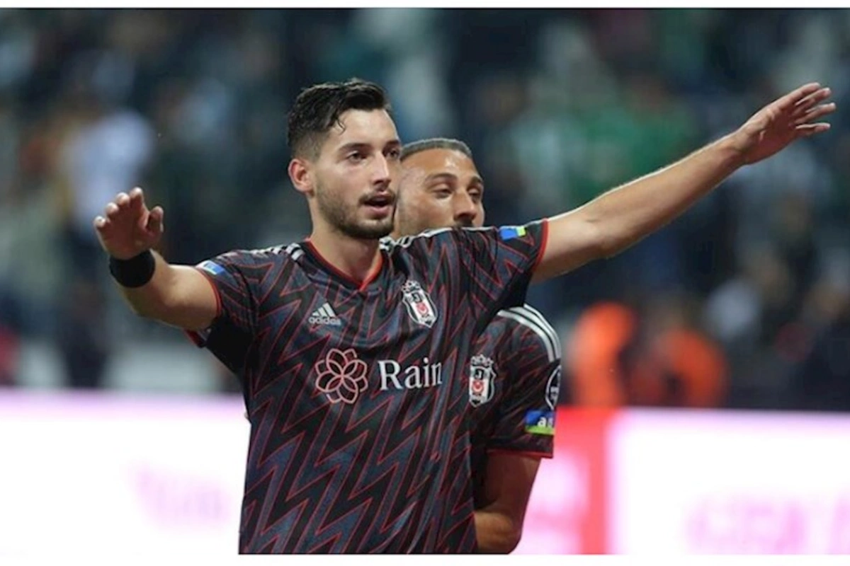 Qırmızı vərəqə ilə Türkiyə futbolunun tarixinə düşdü