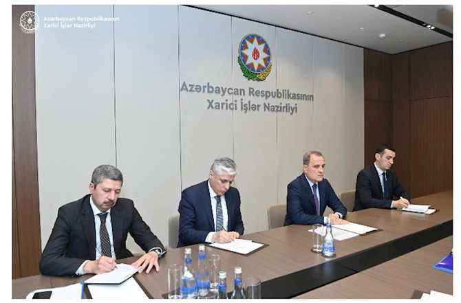 Ceyhun Bayramov Moldovanın XİN-in dövlət katibini qəbul edib — FOTOLAR