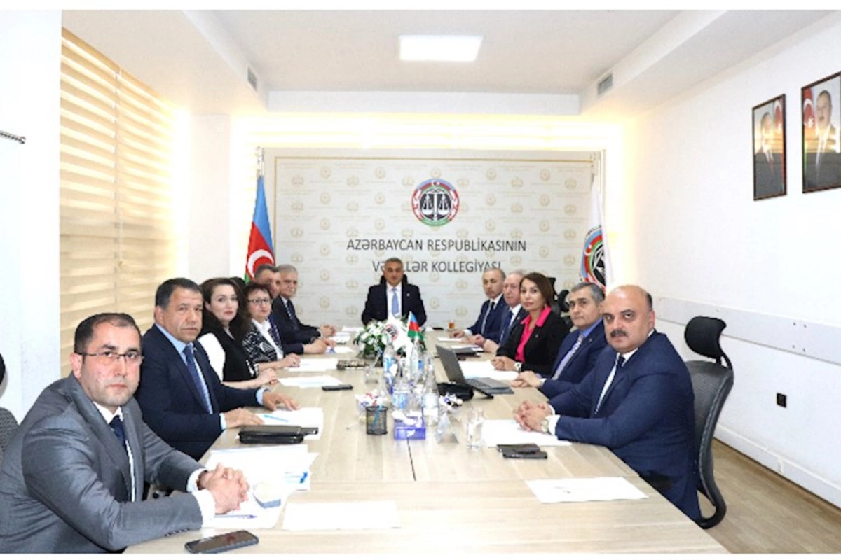 Azərbaycanda iki vəkilə töhmət verilib, altısına xəbərdarlıq olunub