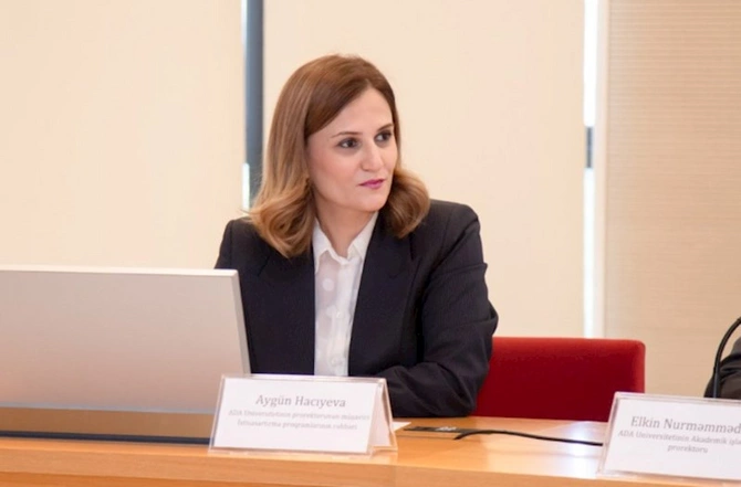 “Strateji kommunikasiya və böhran kommunikasiyasında yeni trendlər” mövzusunda təlimlər yekunlaşıb — FOTOLAR “Strateji kommunikasiya və böhran kommunikasiyasında yeni trendlər” mövzusunda təlimlər yekunlaşıb — FOTOLAR