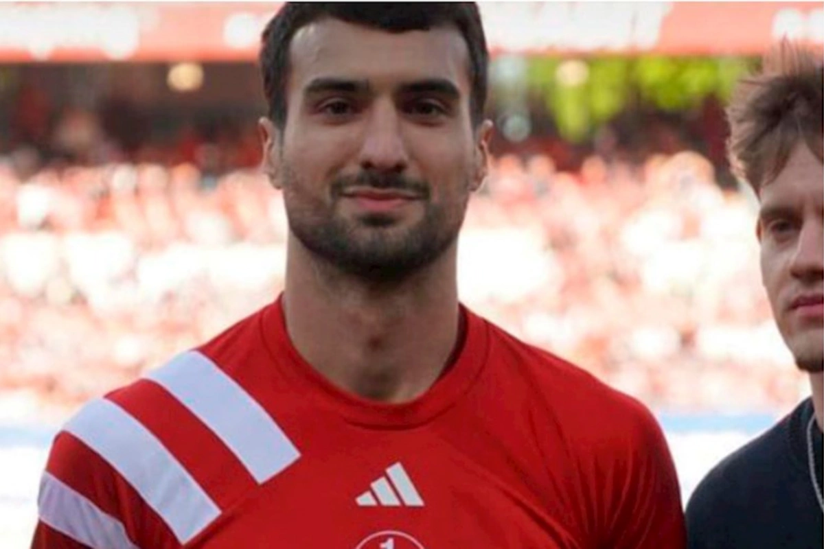 “Nürnberq”dən Mahir Emreliyə xüsusi hədiyyə — FOTO