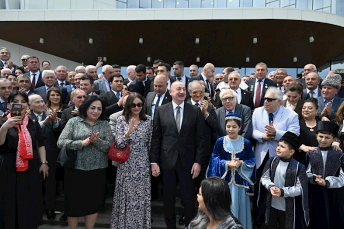 İlham Əliyevin sosial şəbəkə hesablarında Ağdam Muğam Mərkəzinin açılışından görüntülər paylaşılıb