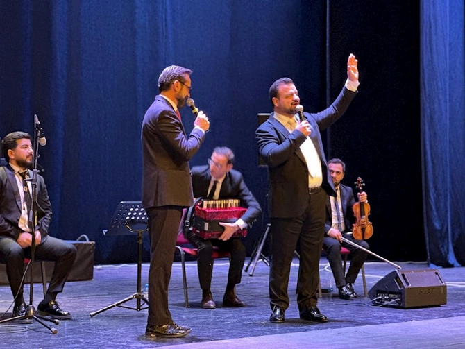 Xalq artisti Gəncədə solo konsertlə çıxış edib — FOTOLAR