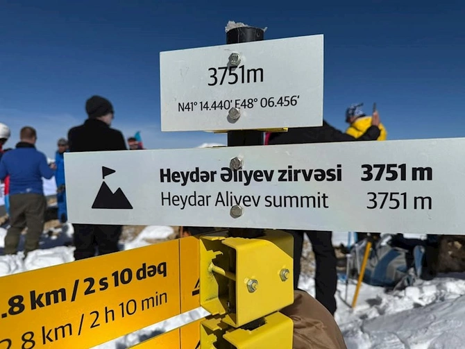“Global Media Group” əməkdaşı “Heydər zirvəsi”nə yürüş edib — FOTOLAR