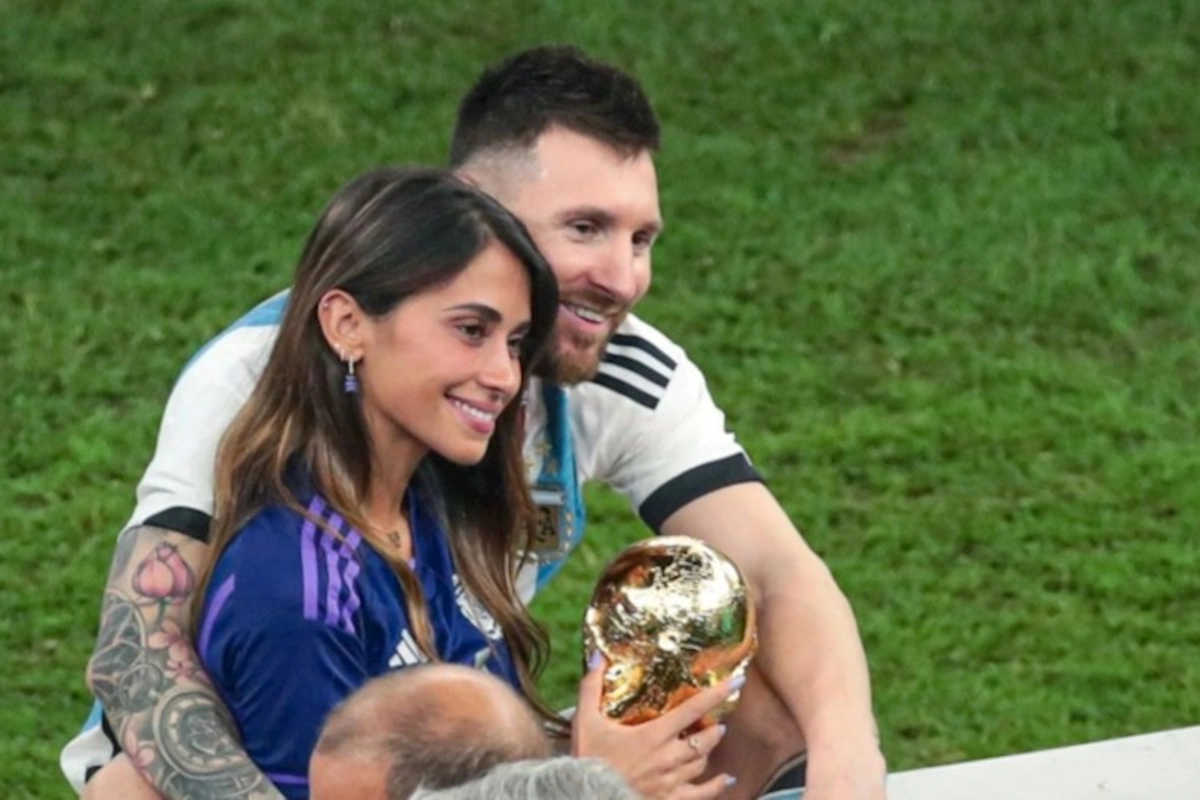 Messi həyat yoldaşından ayrılacaq?
