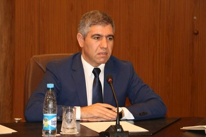 Bankların SMS bildirişlər üçün xidmət haqqını artırmaları narazılığa səbəb oldu — AÇIQLAMA
