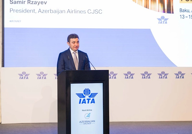 Bakıda IATA-nın Aviasiya Enerji Forumu işə başladı — FOTOLAR