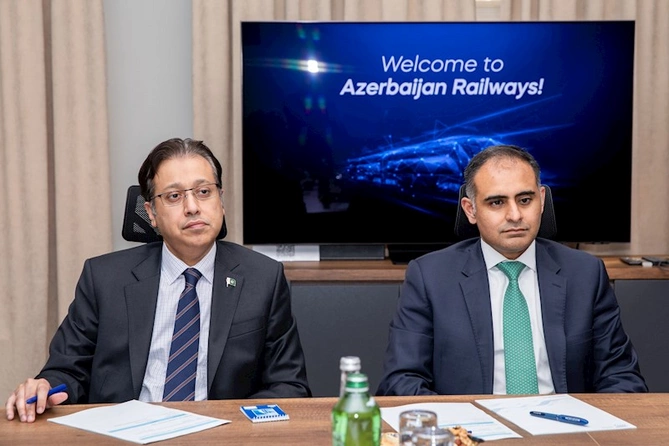 Azərbaycan və Pakistan arasında dəmiryol sahəsində əməkdaşlığın perspektivləri müzakirə olunub — FOTOLAR