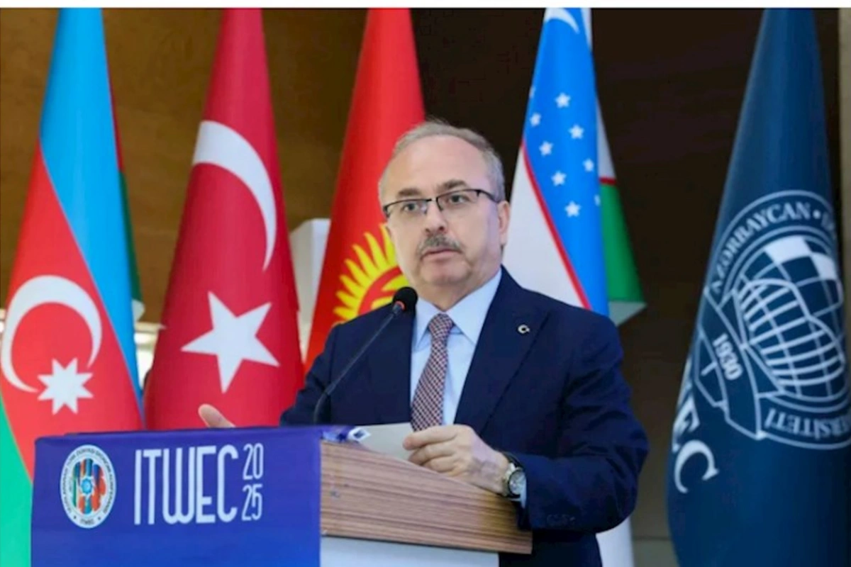 5 min tələbənin hər mövzuda yanında olmağa çalışırıq — Türkiyə səfiri (FOTOLAR)