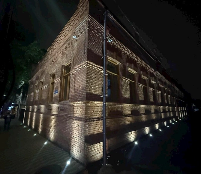 Vəkillər Kollegiyası Gəncə Regional Bürosunun tarixi abidə olan inzibati binasının bir hissəsi bərpa edilib — FOTOLAR