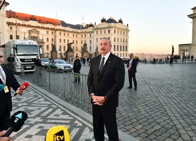 Azərbaycan mediası beynəlxalq müstəvidə: Bakı yazır, dünya istinad edir! Azərbaycan mediası beynəlxalq müstəvidə: Bakı yazır, dünya istinad edir!