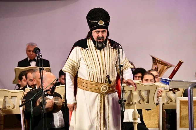 Opera Teatrı ilk dəfə “Milli Opera İncilərimiz” layihəsini təqdim etdi — FOTOLAR Opera Teatrı ilk dəfə “Milli Opera İncilərimiz” layihəsini təqdim etdi — FOTOLAR