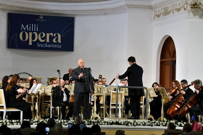 Opera Teatrı ilk dəfə “Milli Opera İncilərimiz” layihəsini təqdim etdi — FOTOLAR Opera Teatrı ilk dəfə “Milli Opera İncilərimiz” layihəsini təqdim etdi — FOTOLAR