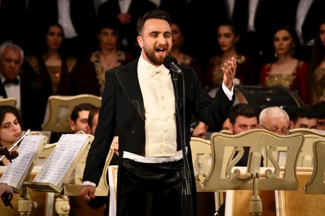Opera Teatrı ilk dəfə “Milli Opera İncilərimiz” layihəsini təqdim etdi — FOTOLAR Opera Teatrı ilk dəfə “Milli Opera İncilərimiz” layihəsini təqdim etdi — FOTOLAR