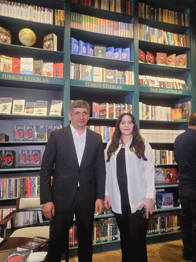 Sumqayıtda Müşfiq Abbasovla görüş keçirildi — FOTOLAR