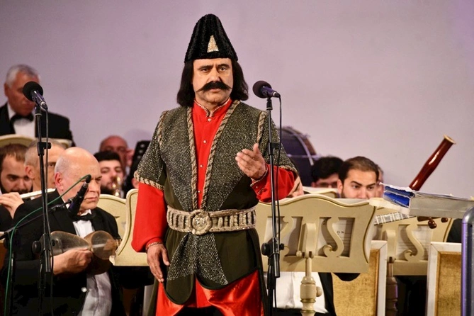 Opera Teatrı ilk dəfə “Milli Opera İncilərimiz” layihəsini təqdim etdi — FOTOLAR Opera Teatrı ilk dəfə “Milli Opera İncilərimiz” layihəsini təqdim etdi — FOTOLAR