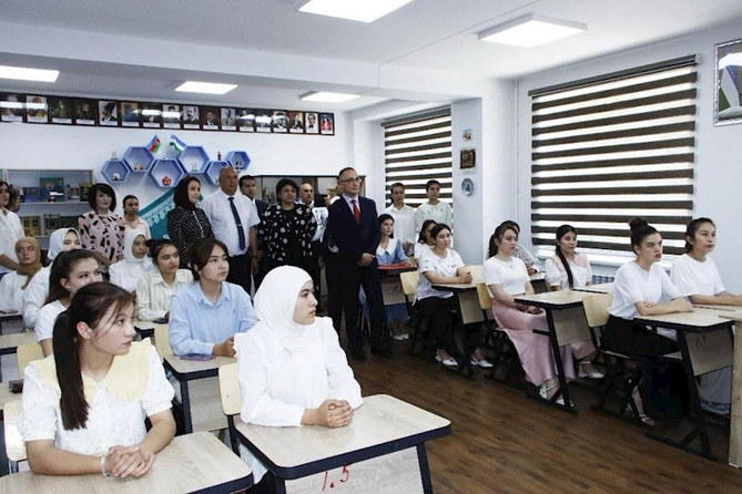 Özbəkistan universitetində Seyid Əzim Şirvani adına auditoriya açılıb — FOTOLAR