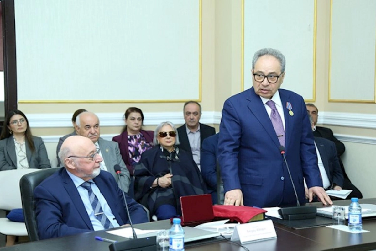 Abel Məhərrəmov “Rusiya Elmlər Akademiyasının 300 illiyi” yubiley medalı ilə təltif olunub — FOTO