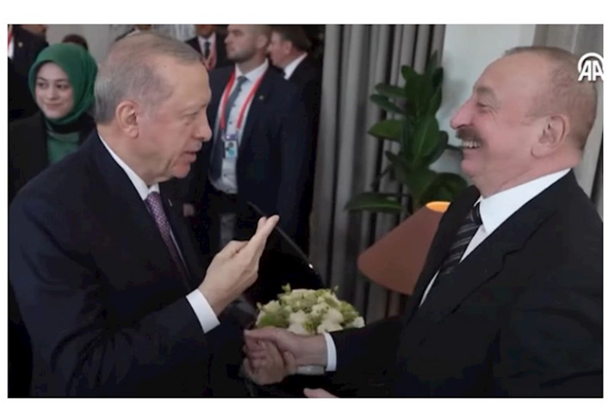 İlham Əliyevlə Ərdoğanın səmimi görüşü — VİDEO