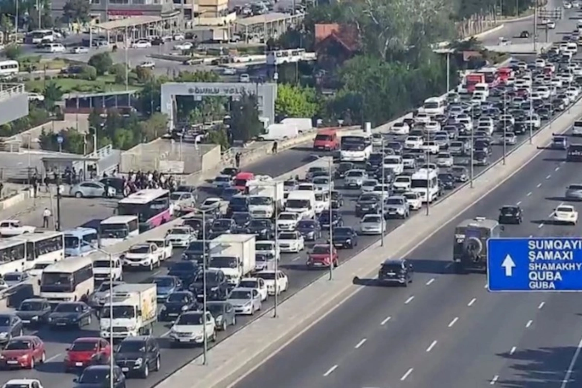 Bakının 4 yolunda tıxac var — Sürücülərin nəzərinə!