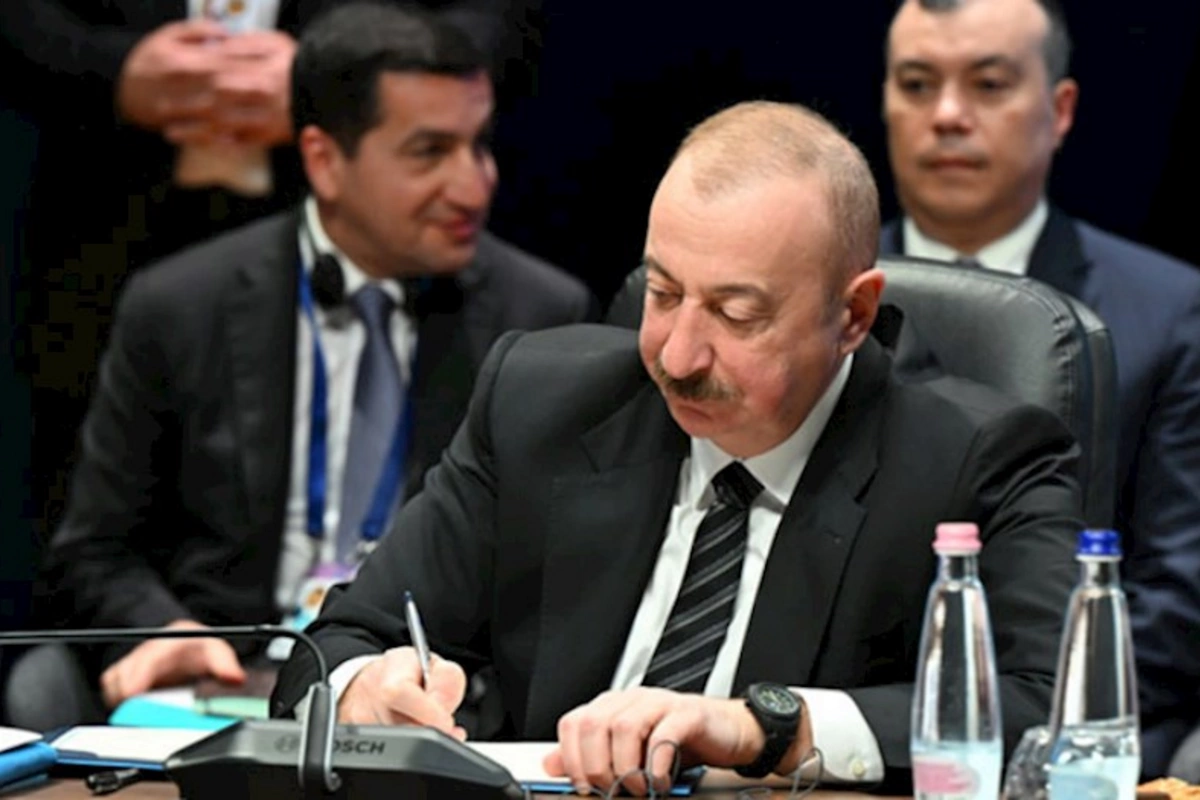 Prezidentin işgüzar səfərinin VİDEOSU