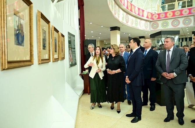 Düşənbədə “Azərbaycanın sənət incilərində yaşayan milli irsi” adlı sərgi açılıb — FOTOLAR