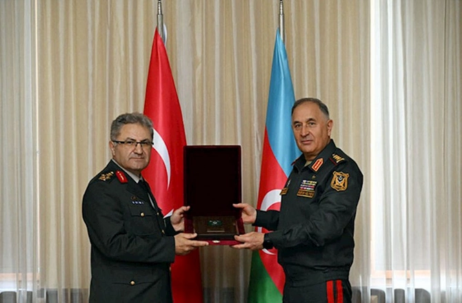 Zakir Həsənov Metin Tokeli qəbul etdi — FOTOLAR