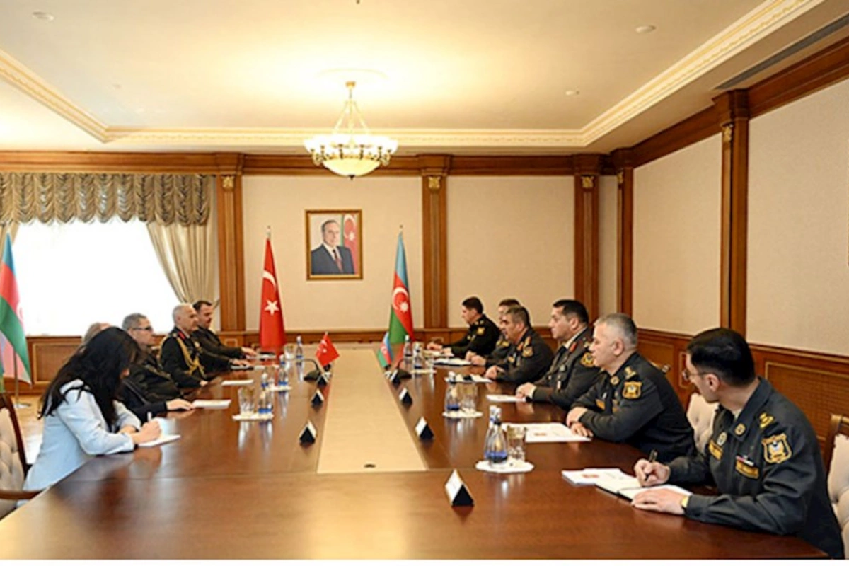 Zakir Həsənov Metin Tokeli qəbul etdi — FOTOLAR