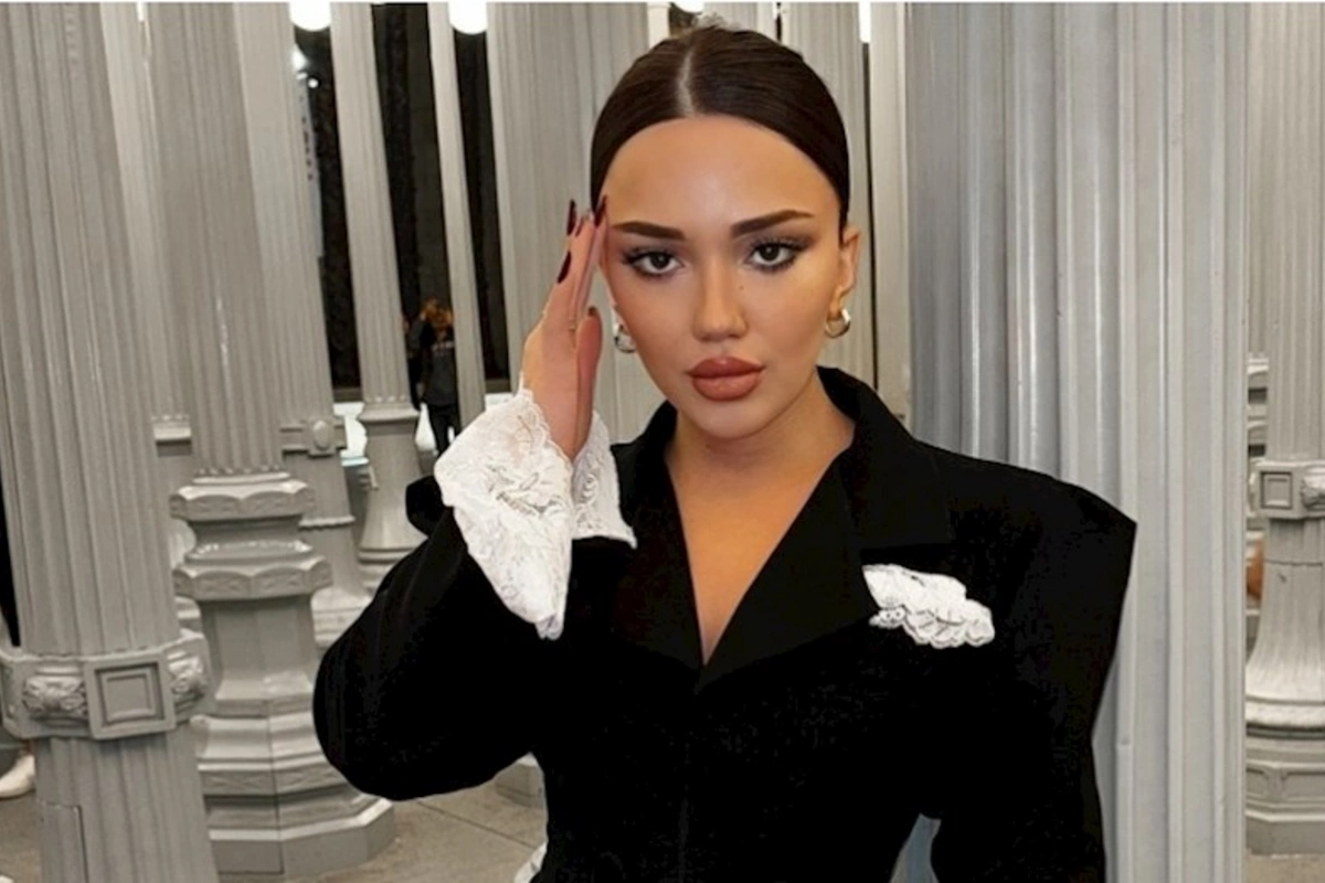 Bloger Dövlət Gömrük Komitəsindən şikayət etdi — FOTO