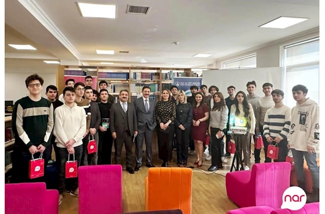 “Nar”ın dəstəyi ilə Azərbaycanda biznesə dair ilk “B4B” kitabı təqdim olunub — FOTOLAR