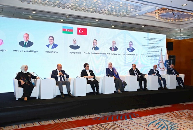 Ankarada Qərbi Azərbaycana qayıdış mövzusunda beynəlxalq konfrans keçirildi — FOTOLAR Ankarada Qərbi Azərbaycana qayıdış mövzusunda beynəlxalq konfrans keçirildi — FOTOLAR