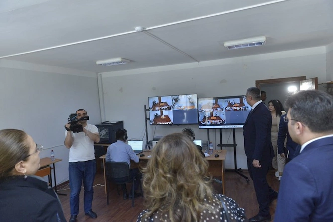 Musiqi müəllimlərinin attestasiyası ilə bağlı infotur təşkil olunub — FOTOLAR Musiqi müəllimlərinin attestasiyası ilə bağlı infotur təşkil olunub — FOTOLAR