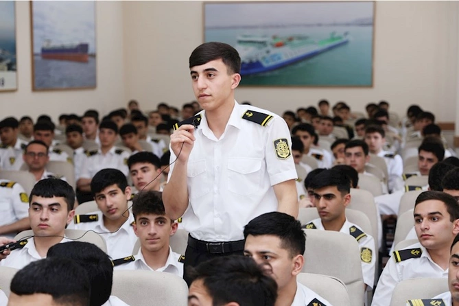 “Konstitusiya və Suverenlik İli” çərçivəsində ADDA-da seminar keçirilib — FOTOLAR