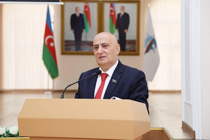 “Konstitusiya və Suverenlik İli” çərçivəsində ADDA-da seminar keçirilib — FOTOLAR