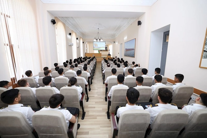 “Konstitusiya və Suverenlik İli” çərçivəsində ADDA-da seminar keçirilib — FOTOLAR