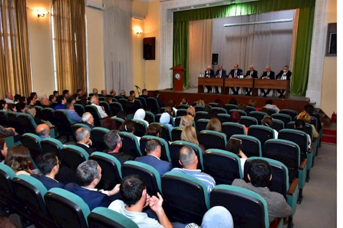 Bakı və Sumqayıtda təhsilverənlərlə maarifləndirici görüşlər keçirilir — FOTOLAR