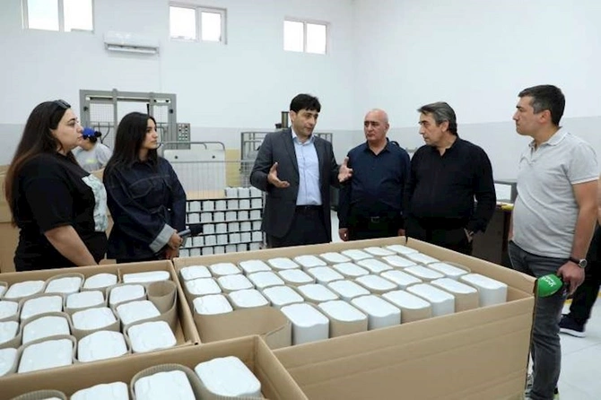 “Azəriqaz” Gəncə Cihazqayırma Zavodu ilə memorandum imzaladı — FOTOLAR “Azəriqaz” Gəncə Cihazqayırma Zavodu ilə memorandum imzaladı — FOTOLAR