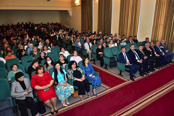 Bakı və Sumqayıtda təhsilverənlərlə maarifləndirici görüşlər keçirilir — FOTOLAR